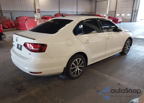 2018 Volkswagen Jetta 1.4T Se/1.4T Wolfsburg Edition z USA, uszkodzony, nr VIN 3VWDB7AJ4JM262644